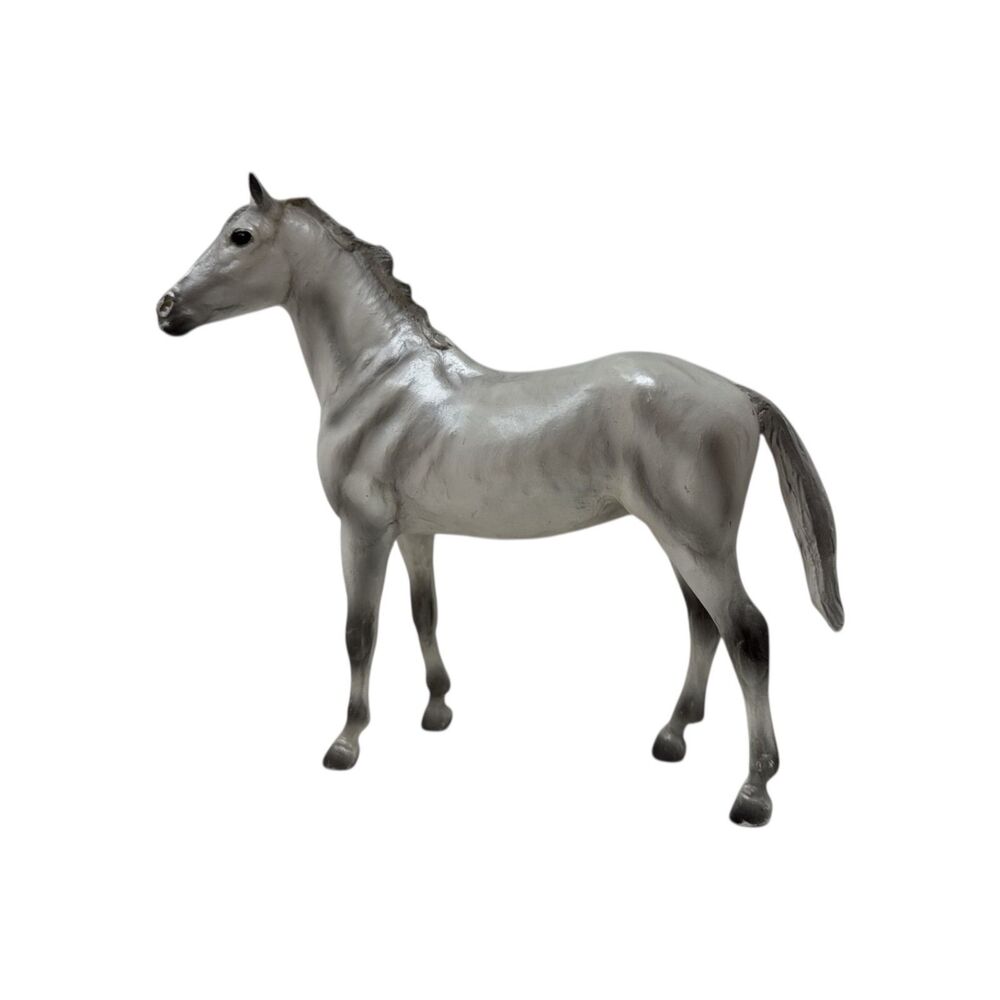 Breyer Fleabitten Gray Horse thoroughbred Freedom Series 8 inch 2011 figurine